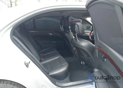 2012 Mercedes-Benz S 550 4Matic z USA, uszkodzony, nr VIN WDDNG9EB3CA420890